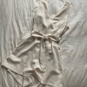 Aritzia Wilfred Aperture Romper